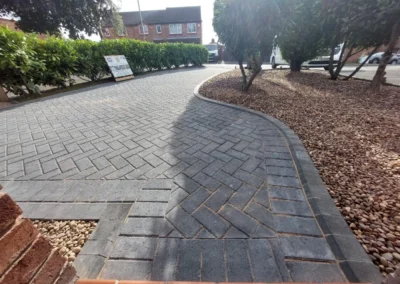 Block Paving Driveway by SG Landscaping